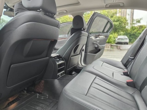 <span class=keywords><strong>BMW</strong></span> <span class=keywords><strong>Serie</strong></span> <span class=keywords><strong>5</strong></span> 525Li Turbo Usado <span class=keywords><strong>2018</strong></span>, Volante a la Izquierda, Interior Oscuro, Neumáticos R18, Asientos de Cuero, Techo Corredizo, Sedán Automático - Product Image 2