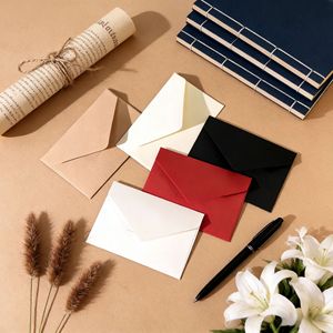 Enveloppes cadeaux <span class=keywords><strong>en</strong></span> carton kraft recyclé noir personnalisées 7x10,5 <span class=keywords><strong>cm</strong></span>, vente <span class=keywords><strong>en</strong></span> gros, pour cartes de remerciement - Product Image 4