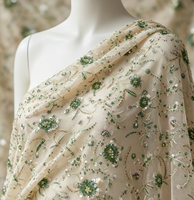Tissu en tulle léger tissé en nylon/coton avec fleurs brodées, sequins et perles pour robes de mariée, de cérémonie et de mode pour filles, femmes et garçons