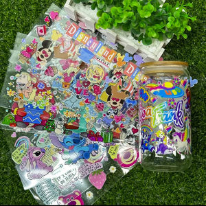 Autocollants personnalisés en PET pour gobelets, motif dessin animé, impression UVDTF durable, imperméables, lavables, en vrac, souples, directement de l'usine - Product Image 1