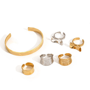 Conjunto de Joyería Geométrica de Acero Inoxidable, Pulsera y Anillo Chapados en Oro, Accesorio de Moda para Mujer, Ideal para Fiestas - Product Image 3