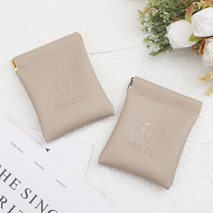 Tùy Chỉnh Dập Nổi Logo PU Da Gương Đồ Trang Sức Lưu Trữ Đóng Cửa Nam Châm Pouch Màu Be PU Lip Gloss Đồng Hồ Bụi Da Túi - Product Image 2