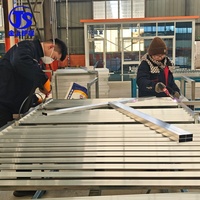 Clôture extérieure moderne en alliage d'aluminium avec panneaux semi-occultants imperméables et durables, faciles à assembler, pour la sécurité domestique