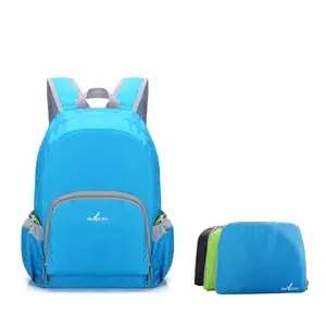 स्टॉक में हल्के वजन का काला और नीला ट्रैवल स्पोर्ट्स कैम्पिंग हाइकिंग फोल्डिंग बैकपैक बैग