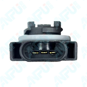 Douille d'ampoule de feu arrière Dodge Jeepram 68060366AA HJ-18 Remplacement pour réparation 5303228 - Product Image 2