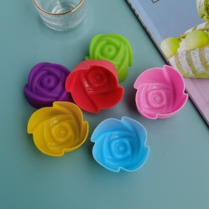 Moule à pâtisserie en Silicone 3x7cm, ustensiles de cuisine, couronne en forme de cœur, Cupcake, Muffin - Product Image 5