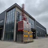 Lift Konstruksi Listrik SC100U Ekonomis dengan Hoist 1 Ton Berpatent, Biaya Perawatan Rendah