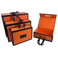 Boîte cadeau magnétique pliable avec logo personnalisé, poignées en ruban, emballage plat en une seule pièce, couleur personnalisée pour l'emballage de bougies, de cadres photo