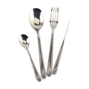 Utensilios de Comedor Duraderos para el Hogar, Juego de Cubiertos de Acero Inoxidable Plateado con Acabado Espejo, Aptos para Lavavajillas - Product Image 4