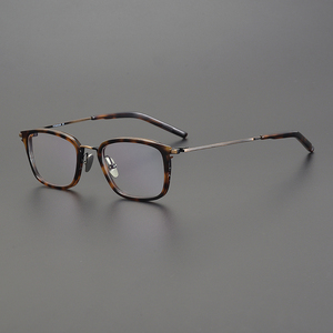 2024 kacamata bingkai optik Titanium murni tinggi kacamata berkualitas bagus untuk pria dan wanita bingkai kacamata Titan <span class=keywords><strong>M</strong></span>-111 - Product Image 1