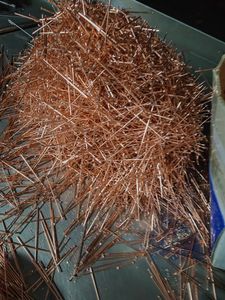 Clou de soudure en acier CD à tige lisse et tête à capuchon pour projets d'isolation - Product Image 3