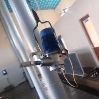 Scie à ouverture de poitrine électrique à mouvement alternatif pour abattoir de bovins