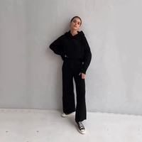 2023 nouveautés vêtements d'hiver pour femmes coton élégant deux pièces ensemble pull à capuche et pantalon à jambes larges costume tricoté