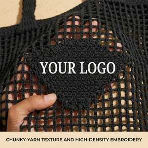 Bolso Tote de Ganchillo Estilo Diseñador con Logotipo Personalizado y Bolso de Hombro de Lujo Tejido Calado con Etiqueta Lateral para Boutique - Product Image 6