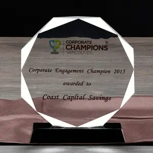 MH-NJ00493 Wholesale Entrepreneur Promotion Gifts custom engraving Octagon shape Crystal Award Trophy