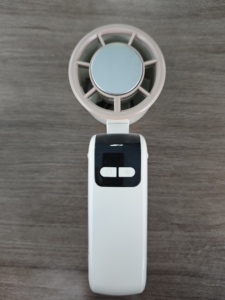 พัดลมมือถือพกพาแบบพับได้ รุ่นใหม่ปี 2025 ชาร์จไฟผ่าน USB สำหรับเล่นกีฬา ขนาดเล็ก พร้อมหน้าจอดิจิตอล ใช้แบตเตอรี่ - Product Image 5