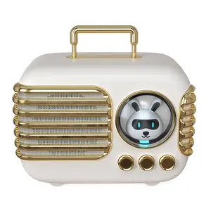 迷你立体声宠物动物扬声器小型卡通便携式蓝牙扬声器太空兔低音炮行李箱造型