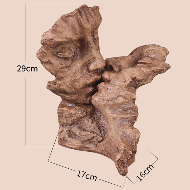 Scultura che bacia