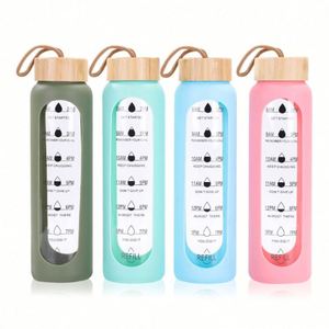 Botella de Agua Deportiva Personalizada con Tapa de Bambú Ecológica, Inspirada en el Signo Acuario, con Marcador de Tiempo para Beber - Product Image 3