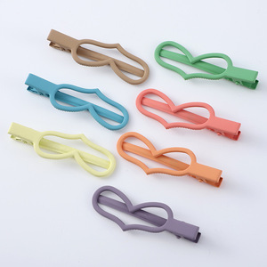 Minimalist Seamless Hair <b>Clip</b> 12 Cm Metal Daily Use Women's Side Wispy Hair Accessory - Product Image 4