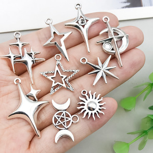 20 pz/borsa misto <span class=keywords><strong>argento</strong></span> antico sole stella <span class=keywords><strong>ciondoli</strong></span> di luna <span class=keywords><strong>ciondoli</strong></span> per fai da te braccialetti collana gioielli fare artigianato all'ingrosso - Product Image 2