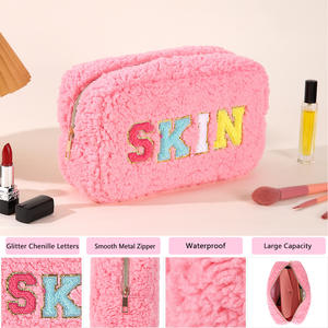 Grande Capacité Chenille Brodé Lettre Trousse De Toilette Fermeture Éclair Pratique Voyage Stockage <span class=keywords><strong>Maquillage</strong></span> Sac Haute Valeur D'apparence - Product Image 5