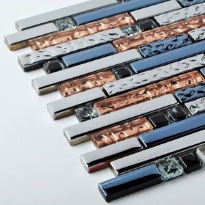Piastrelle a Mosaico Intrecciate in Oro Rosa e Blu Cromo per Paraschizzi in <span class=keywords><strong>Vetro</strong></span> da Cucina - Product Image 3