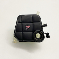 Stzt 1665000049 Accessoires automobiles Réservoir d'expansion Liquide de refroidissement Réservoir d'expansion 1665000049 pour Mercedes Benz X164 C929 W166