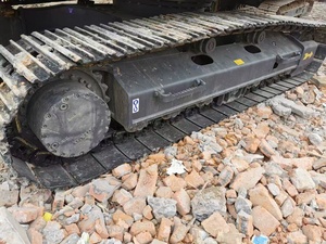 Excavatrice sur chenilles Volvo EC220 d'occasion, 22 tonnes, haute performance, économique, composants essentiels (moteur, pompe), modèle 2022-2024, testée - Product Image 6