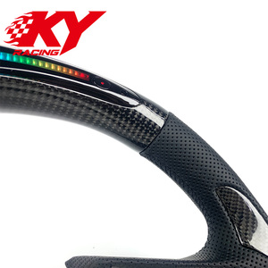 Volant de direction personnalisé de style sportif en fibre de carbone avec affichage LED du régime moteur et palettes de changement de vitesse pour Chevrolet Corvette C8 C6 C7 Z06 2020-2027 - Product Image 2