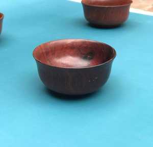 Bol en bois de qualité supérieure, artisanal, décoratif, naturel, durable, biologique, parfait pour les salades, les collations, les fruits - Product Image 3