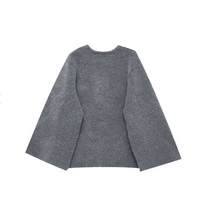 Manteau cape gris pour femme - Manches fendues, taille à nouer, coupe oversize, tendance - Product Image 4