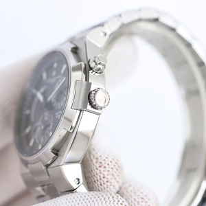 Nuevo Reloj de Pulsera de Moda con Cristal de Zafiro, Caja de Acero, Esfera Negra, Brazalete Integrado, Movimiento Automático, Doble Hora, Fecha y Función de Energía - Product Image 3