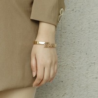 Bracelet creux plaqué or pour femmes au design vintage, bracelets de manchette de couleurs mélangées, bracelets fantaisie de luxe pour la vente en gros