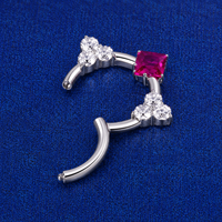 Anneau clicker sans soudure en titane ASTM F136 avec zircon cubique carré pour piercing de nez, de septum, de cartilage et de daith - Vente en gros usine