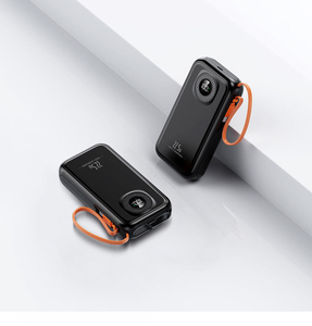 Cargador Portátil de 20000 mAh/10000 mAh de Alta Capacidad con Pantalla Digital, Carga Rápida PD20W, Banco de Energía con Cables - Product Image 6