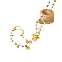 Ensemble collier et bracelet J&D plaqué or 18 carats PVD, étanche, avec pierres naturelles, quartz, opale blanche, topaze, améthyste et perles de verre