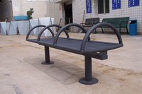 Banc d'extérieur en acier pour arrêt de bus Mobilier extérieur pour parc de rue Banc en métal pour le jardin public Banc pour l'école
