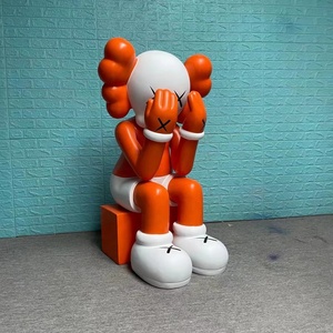 Escultura Artística de Resina Personalizada, Figura Pintada a Mano, Adorno Decorativo para el Hogar, Rostro Cubierto Sentado - Product Image 4