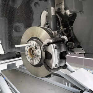 Jeu de crochets de roue pour le changement de pneu et la stabilisation du disque de frein - Product Image 2