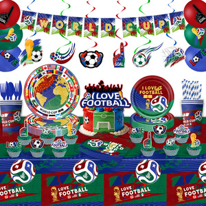Ensemble de fournitures de fête sur le thème du football mondial 2026, assiettes en papier, serviettes, nappes, bannières, décorations et accessoires de fête - Product Image 1