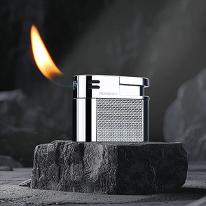 Clássico pequeno Metal padrão portátil ajustável butano recarregável gás suave chama tubo mais leve - Product Image 4