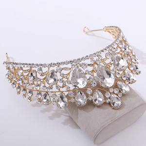 Bán Buôn Thiết Kế Mới Bất Vàng Tiara Màu Đỏ Và Màu Xanh Hỗn Hợp Màu Xanh Lá Cây Pha Lê Rhodium Vương Miện Cho Phụ Nữ Cô Gái Bên - Product Image 6