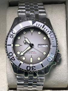 Orologio Meccanico Automatico di Design Personalizzato in Acciaio Inossidabile 904 con Cristallo Zaffiro Impermeabile e Illuminazione Notturna - Product Image 2