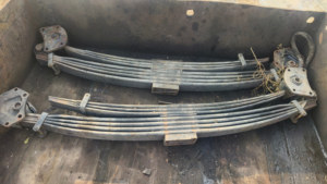 สปริงหน้าแบบ<span class=keywords><strong>สาม</strong></span>ชิ้นสำหรับรถ HOWO Shacman Scania คุณภาพดี - Product Image 3