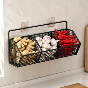 Panier de rangement mural pour cuisine en fil métallique durable pour ranger les épices, l'ail, les oignons et les légumes - Product Image 5
