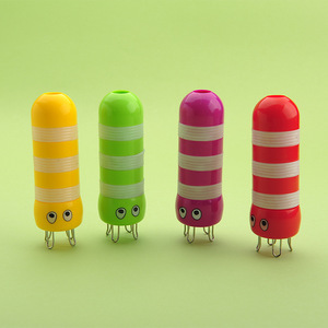 Aiguille à tricoter outils de tissage bricolage spécial plastique ABS dessin animé <span class=keywords><strong>corde</strong></span> faisant dispositif petite abeille <span class=keywords><strong>corde</strong></span> tissage artisanat <span class=keywords><strong>Instrument</strong></span> - Product Image 1