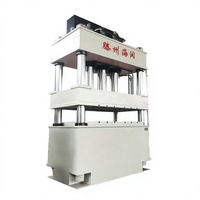 Presse hydraulique à étirement pour boîtiers de pièces automobiles 630T, fabricant d'équipements de formage à froid anti-décalage à grande table de travail