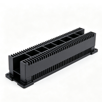 Boîtier de dissipateur thermique à ailettes en ABS noir moulé par injection avec brides de montage pour module de refroidissement électronique