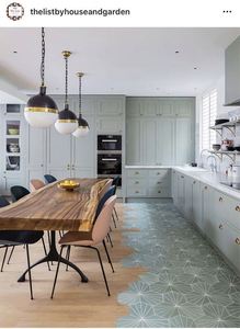 Serie de Gabinetes de Lujo Franceses Personalizados, Espacio para Grandes Villas, Horno Integrado, Isla de Mármol, Gabinetes Abiertos, Almacenamiento - Product Image 2